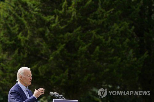 연설하는 바이든 후보[AP=연합뉴스]