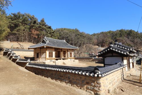 봉유재 전경[영동군 제공. 재판매 및 DB 금지]