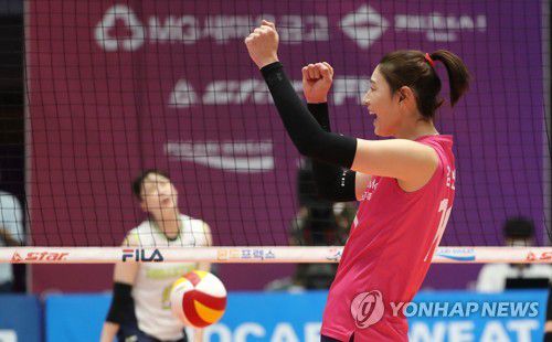 환호하는 김연경[연합뉴스 자료사진]