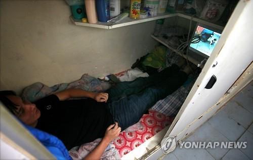 홍콩 '관짝 집' [EPA=연합뉴스 자료사진]