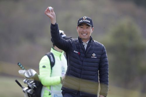 15번 샷 이글 후 기뻐하는 문경준[KPGA 제공. 재판매 및 DB 금지]