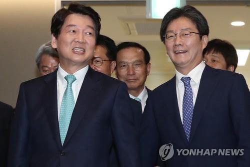 국민의당 안철수 대표(왼쪽)와 국민의힘 유승민 전 의원 [연합뉴스 자료사진]