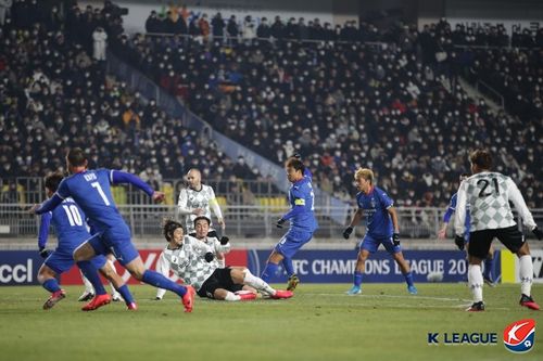 올해 2월 수원 삼성-빗셀 고베전 경기 모습[한국프로축구연맹 제공. 재판매 및 DB 금지]