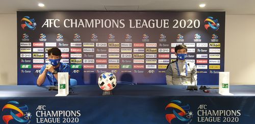 기자회견에 나선 수원 삼성의 박건하 감독(오른쪽)과 김민우[한국프로축구연맹 제공. 재판매 및 DB 금지]