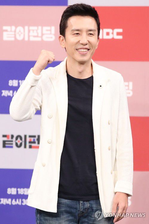 '같이펀딩' MC 유희열[연합뉴스 자료사진]