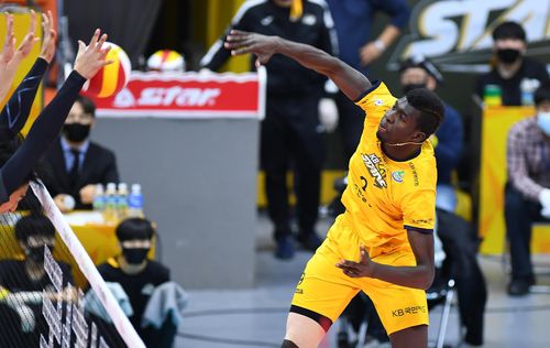 공격하는 케이타[한국배구연맹(KOVO) 제공. 재배포 및 DB 금지]