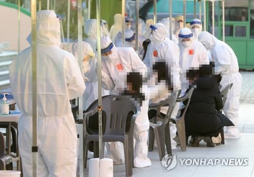 코로나19 검사[연합뉴스 자료사진]