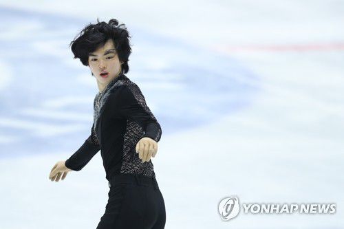 연기 펼치는 차준환[연합뉴스 자료사진]