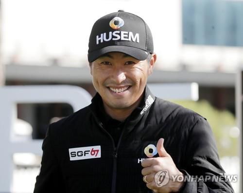 파4홀 홀인원의 진기록을 세운 문경준.[KLPGA 제공. 재판매 및 DB 금지]