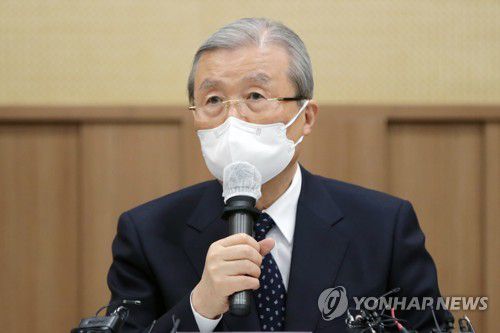 5·18단체와 간담회하는 김종인 위원장[연합뉴스 자료사진]