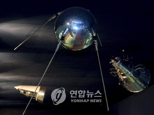 러시아 모스크바 박물관에 전시된 소련의 인공위성들 [EPA=연합뉴스]