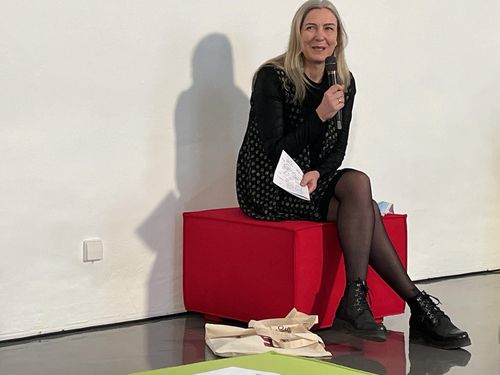 마리온 아커만 드레스덴 박물관연합 총재(드레스덴=연합뉴스) 이 율 특파원 = 기자회견하는 마리온 아커만 드레스덴 박물관연합 총재