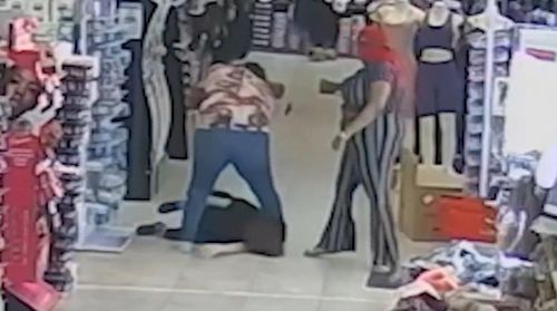 감시 카메라에 찍힌 폭행 사건 당시 현장 상황[미국 해리스카운티 경찰 제공·재판매 및 DB 금지]