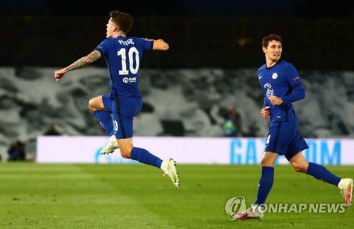 선제골을 넣고 세리머니 하는 첼시의 풀리시치(왼쪽)[로이터=연합뉴스]