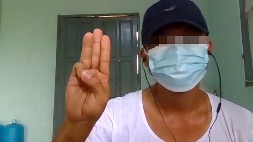 카렌반군 캠프에서 연합뉴스와 화상 인터뷰 중인 코 싸이씨. 2021.5.8[양곤=연합뉴스 이정호 통신원]