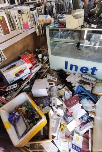 군경이 약탈한 민닷시내 가게 모습.[꼬 나잉 목사 제공. 재판매 및 DB 금지]