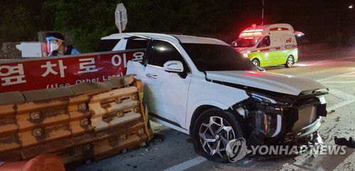 5살 아들 태우고 음주운전 하다가 요금소서 '쾅'[독자 송영훈씨 제공. 재판매 및 DB 금지]