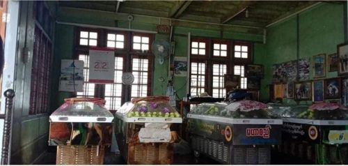 사가잉 징겨 칼레에서 군경 총격으로 숨진 친척들 장례식[SNS 캡처/이라와디. 재판매 및 DB 금지]