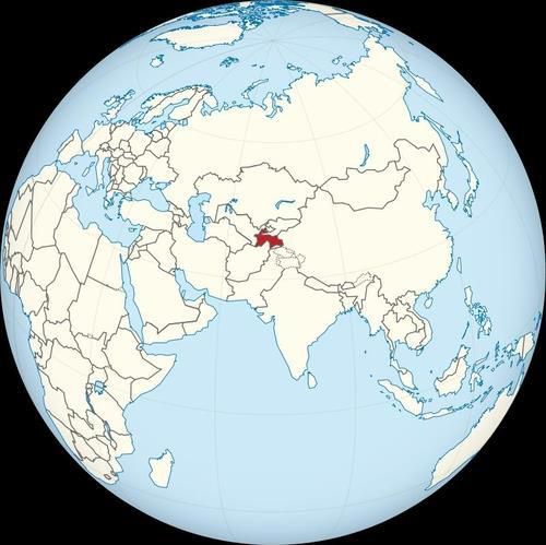 타지키스탄(붉은색 표시 국가). 왼편 아래쪽이 아프가니스탄.  [위키피디아 자료]