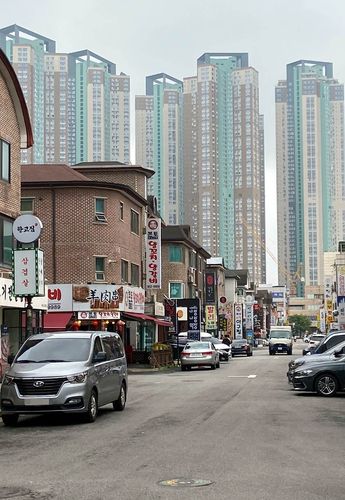 한산한 일산 백석동 식당가[촬영 노승혁]