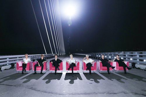 월드컵대교에서 '버터' 무대를 선보인 그룹 방탄소년단(BTS)[빅히트뮤직 제공. 재판매 및 DB 금지]