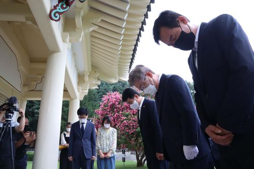 충의사 찾아 참배하는 이재명 경기지사[양영석 기자]
