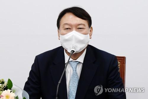 인사말 하는 윤석열 [연합뉴스 자료사진]