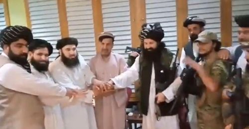 "가니 아프간 대통령 동생, 탈레반 손 잡았다"[트위터 @taahir_khan·재판매 및 DB 금지]