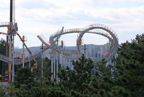 공사 중인 포항 환호공원 조형물 '클라우드'[촬영 손대성]