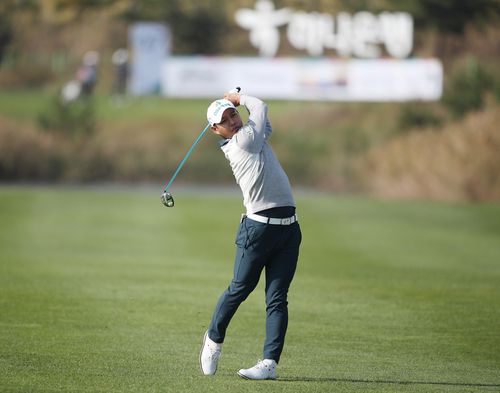 페어웨이 우드를 치는 문도엽.[KPGA 제공. 재판매 및 DB 금지]