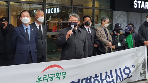 조문 마친 조원진 대표   [촬영 윤우성]