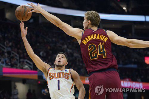 득점하는 부커[AP=연합뉴스]