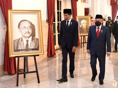 영웅 칭호 받은 인도네시아 영화의 아버지 우스마르 이스마일 사진[인도네시아 대통령궁·재판매 및 DB 금지]