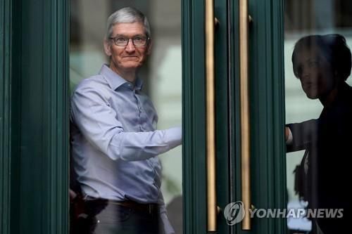 팀 쿡 애플 최고경영자(CEO)[로이터 연합뉴스 자료사진. 재판매 및 DB 금지]