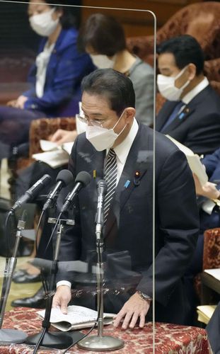 (도쿄 교도=연합뉴스) 기시다 후미오 일본 총리가 7일 중의원 예산위원회에 출석해 답변하고 있다.