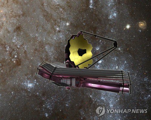 지구 밖 160만㎞ 관측 궤도에 안착한 우주망원경 상상도(미국 AFP=연합뉴스) 미국 항공우주국(NASA)은 24일(이하 현지시간) 작년 말 로켓에 실려 발사된 '제임스 웹 망원경'(JWST)이 지구 밖 160만㎞ 떨어진 목표 궤도에 성공적으로 진입했다고 발표했다. 우주를 가장 멀리, 가장 깊게 들여다볼 이 차세대 웹 망원경은 빅뱅 직후 우주 모습을 확인하고, 생명체가 있을 만한 외계 행성을 찾는 데 중요한 역할을 할 것이라는 기대를 모으고 있다. 사진은 우주 관측 궤도에 배치된 제임스 웹 망원경의 상상도. [NASA 제공] 2022.1.25 sungok@yna.co.kr