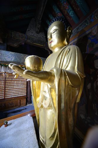 경주 분황사 금동약사여래입상[문화재청 제공. 재판매 및 DB 금지]