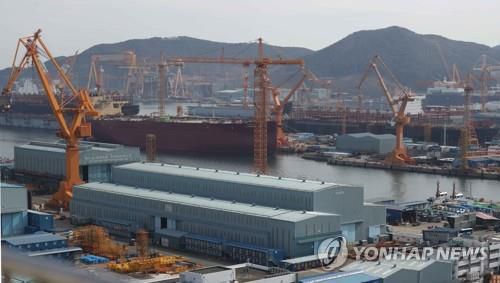 2월 28일 오전 경남 거제시에 위치한 빅3 조선소 중 한 곳의 전경. [연합뉴스 자료 사진·재판매 및 DB 금지]
