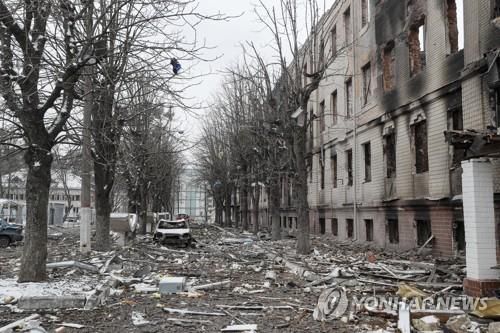 러시아군 공격으로 초토화된 우크라 키이우 거리[EPA 연합뉴스 자료사진. 재판매 및 DB 금지]
