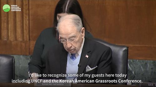 지난 8일 증오범죄 청문회 주최한 척 그래슬리 상원 법사위 공화당 간사[미주한인유권자연대 제공]