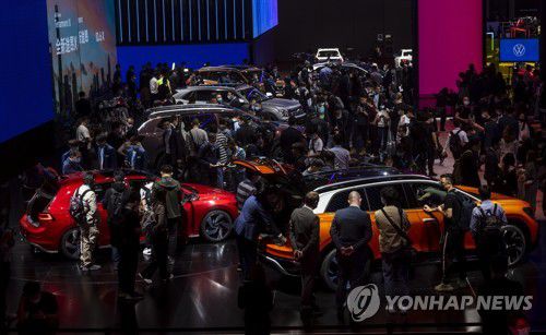 상하이모터쇼 폭스바겐 전시장[EPA 연합뉴스 자료사진.재판매 및 DB 금지]