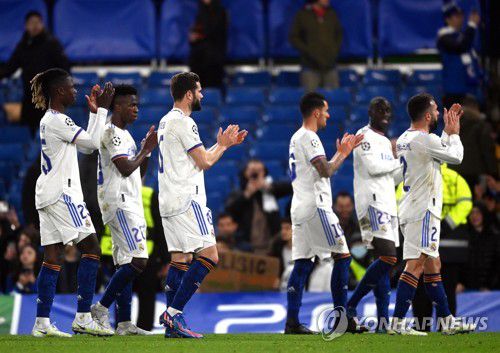 자축하는 레알 마드리드 선수들[EPA=연합뉴스
