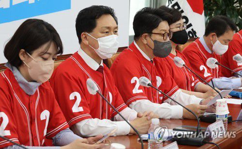 발언하는 김기현(서울=연합뉴스) 이정훈 기자 = 국민의힘 김기현 공동선대위원장이 11일 국회에서 열린 지방선거 중앙선거대책위원회의에서 발언하고 있다. 2022.5.11 [국회사진기자단] uwg806@yna.co.kr