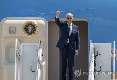 한국 방문길 나선 조 바이든 미 대통령(AP.연합뉴스)