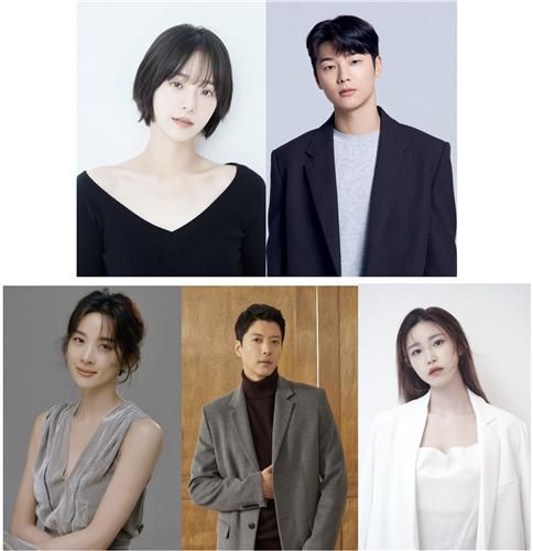 왼쪽 위 사진부터 시계방향으로 박규영·강민혁·전효성·이동건·이청아[넷플릭스 제공. 재판매 및 DB 금지]