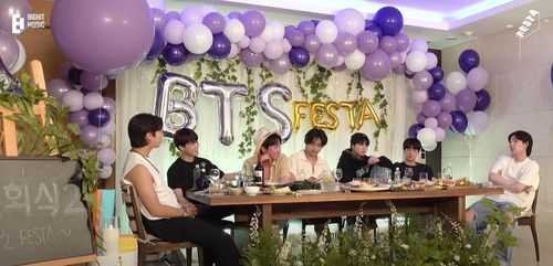 방탄소년단 '찐 방탄회식' 모습 [방탄TV 유튜브 캡처. 재판매 및 DB 금지]