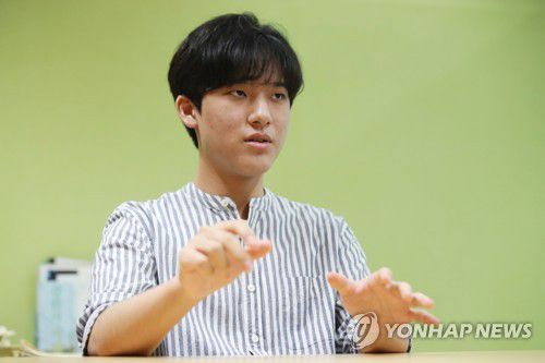 임윤찬 사진은 2020년 7월 평창대관령음악제를 앞두고 연합뉴스와 인터뷰하는 임윤찬. [연합뉴스 자료사진]