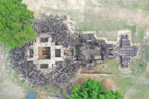 라오스 홍낭시다 사원왼쪽에 셀라가 보인다. 가운데에 큰 방이 있고, 동서남북으로 작은 방이 있다. [한국문화재재단 제공. 재판매 및 DB 금지]