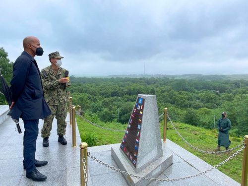 DMZ 방문한 브라이언 넬슨 미 재무부 차관[브라이언 넬슨 트위터 캡처. 재판매 및 DB 금지]