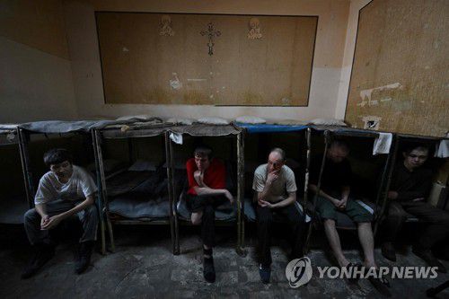 우크라이나 키이우에 감금된 러시아 전쟁포로들(기사와 직접관련 없음)[AFP=연합뉴스 자료사진. 재판매 및 DB 금지]